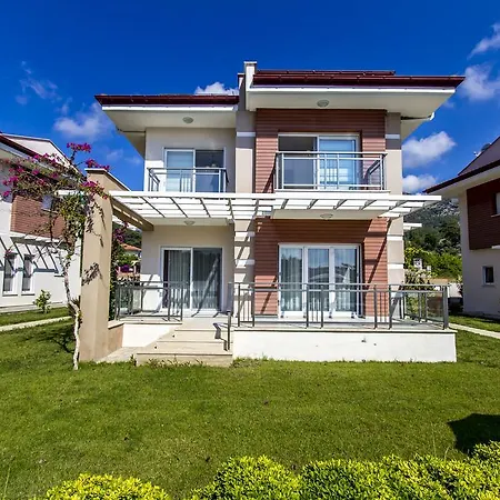 Golden Golf Villalari Hotel Sarıgerme