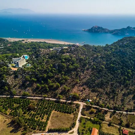 Golden Golf Villalari Hotel 4*