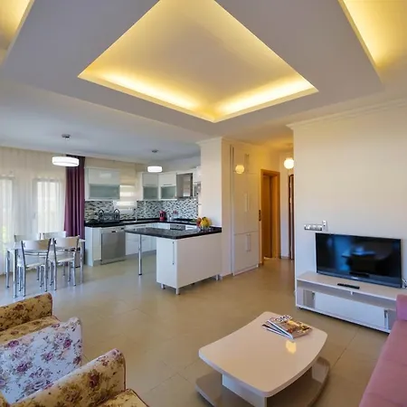 Villa Golden Golf Villalari *