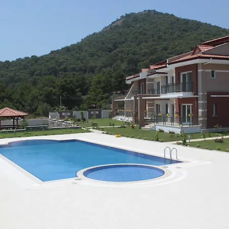 Golden Golf Villalari Villa *