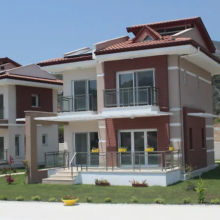 Villa Golden Golf Villalari *
