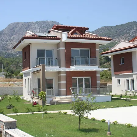 Golden Golf Villalari Villa *