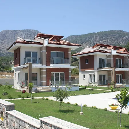 Villa Golden Golf Villalari *