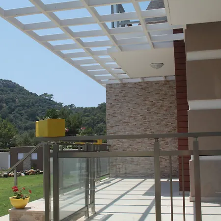 Golden Golf Villalari Villa *